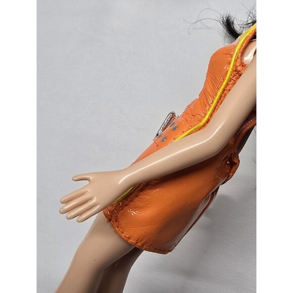 Bratz Neon Pop Divaz Jade MGA 2005 – Rare - Picture 9 of 16